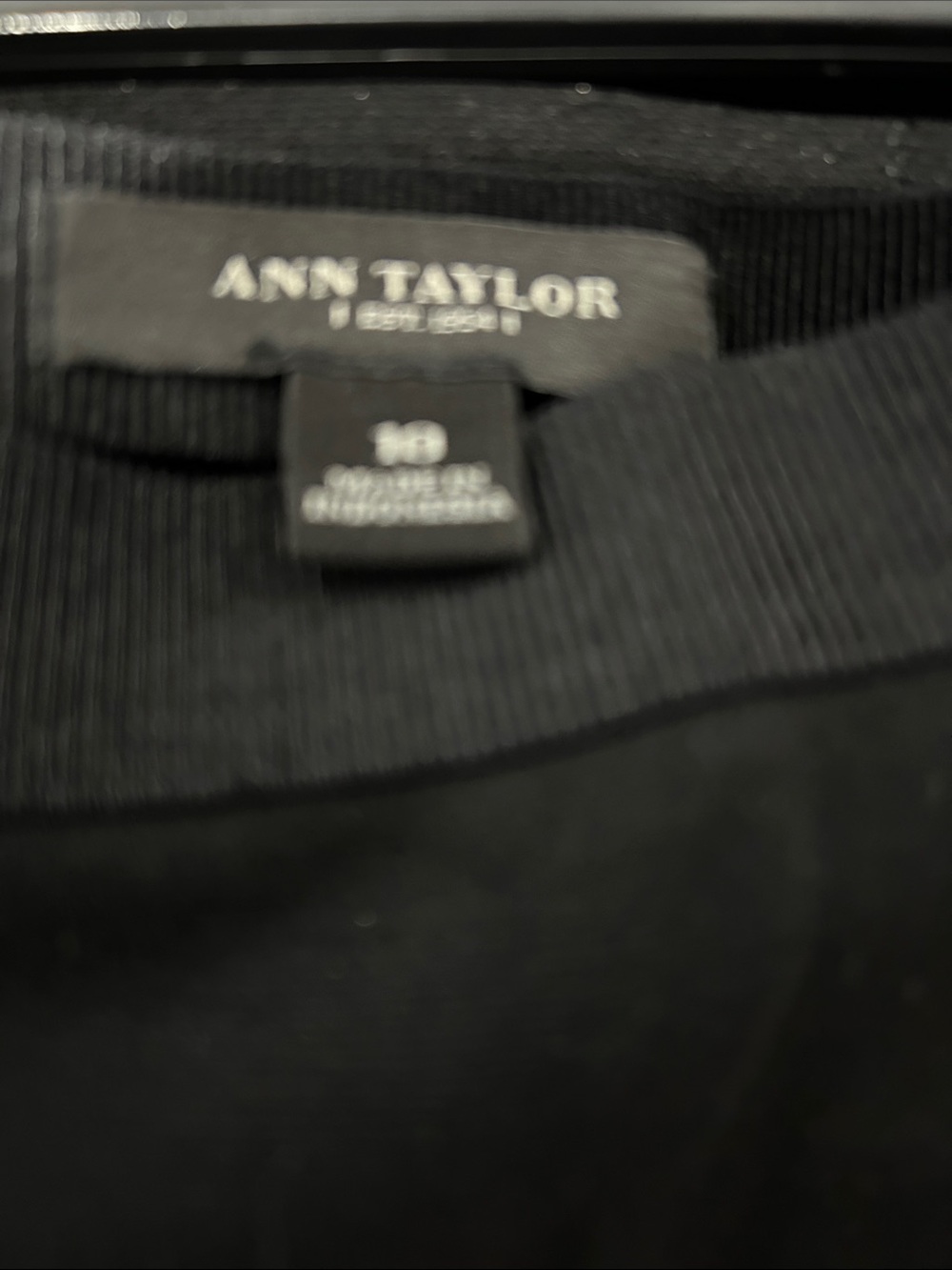 Ann Taylor Black Pencil Skirt - Picture 4 of 4